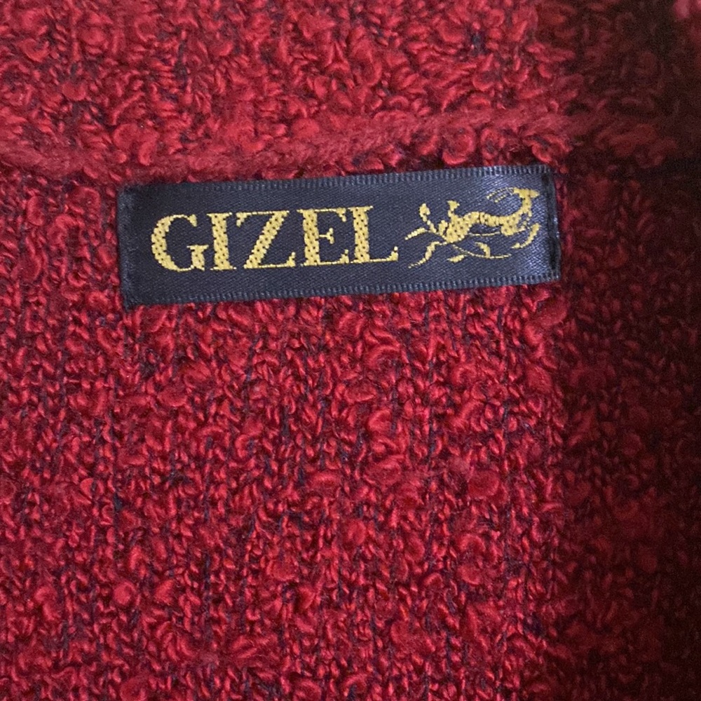 Women’s Ruffled Knitted Cardigan - Picture 10 of 10